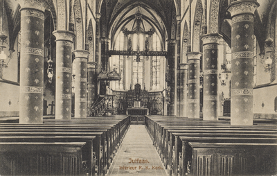 130150 Interieur van de R.K. St. Nicolaaskerk aan de Utrechtsestraatweg te Jutphaas.N.B. De gemeente Jutphaas is per 1 ...